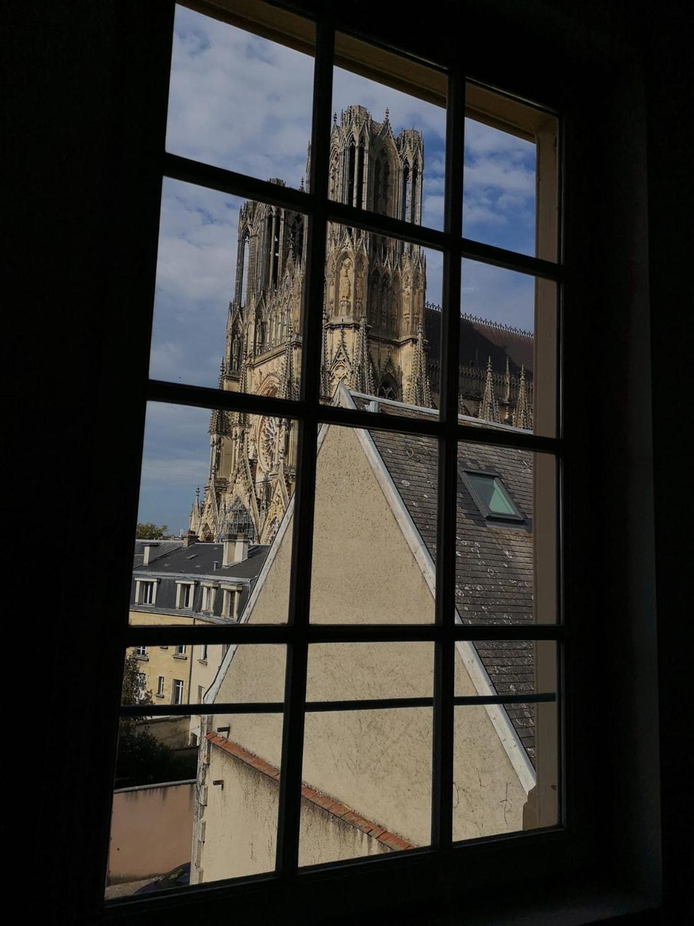 Les Visages Des Tournelles Bed & Breakfast Reims Luaran gambar